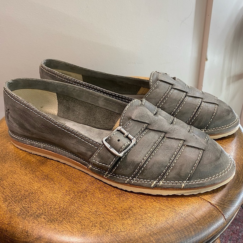 Frye Leather Milly Fisherman Charcoal Grey Slip on Flats Loafers Women’s Size 9
